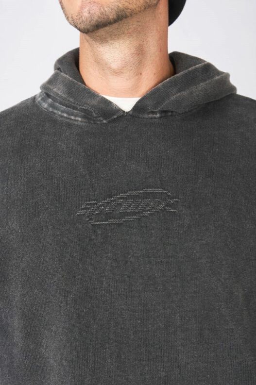 WhatsApp Image 2025-03-21 at 18.09.34